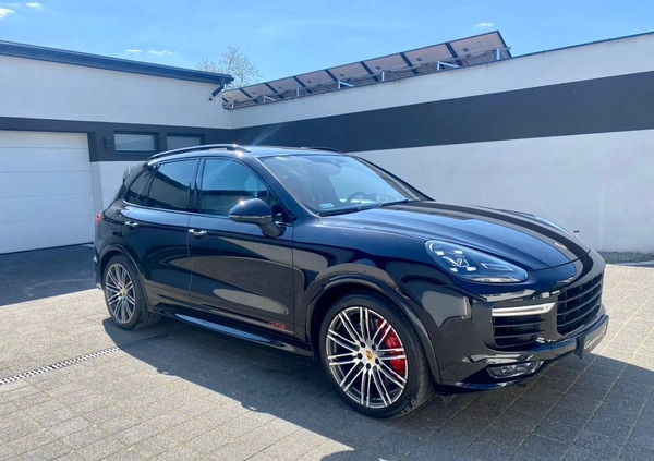 Porsche Cayenne cena 215200 przebieg: 166000, rok produkcji 2015 z Łódź małe 781